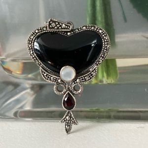 Sterling (925) Onyx+Garnet+Mother of Pearl Pendant